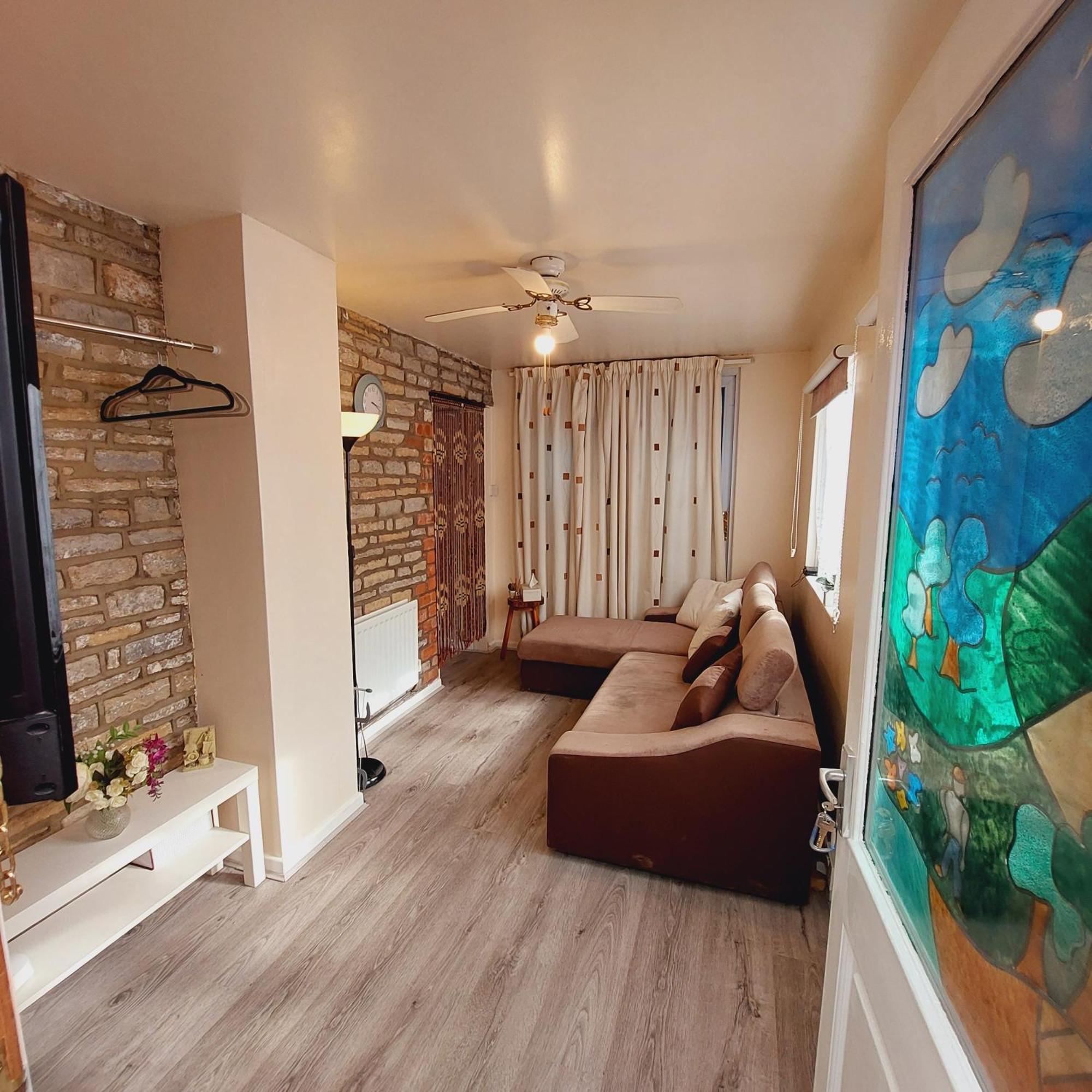Beautiful Apartment Bristol Bilik gambar